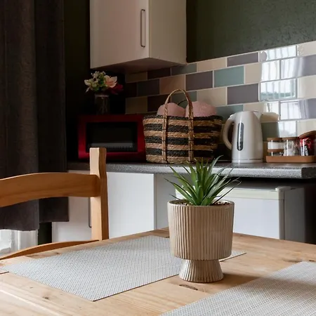 Digbeth City Centre Apartment Sleeps 12 Opposite Coach Station Birmingham Exterior photo
