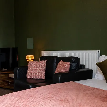 Digbeth City Centre Apartment Sleeps 12 Opposite Coach Station Birmingham Exterior photo