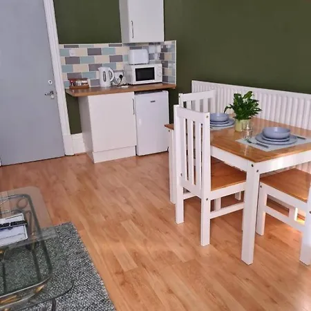 Digbeth City Centre Apartment Sleeps 12 Opposite Coach Station Birmingham Exterior photo