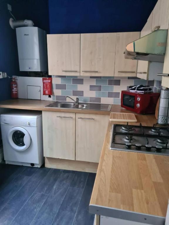 Digbeth Centre Sleeps 12 Opposite Coach Station Apartment *